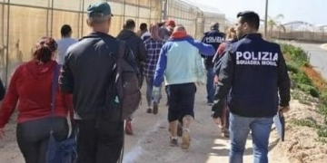 Sfruttamento della manodopera, denunciati due imprenditori a Ragusa e a Comiso