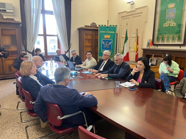 Ragusa, illustrato il piano della nuova rete ospedaliera alla conferenza dei sindaci