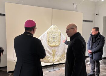 Inaugurata la mostra “La Chiesa ragusana e i suoi vescovi”
