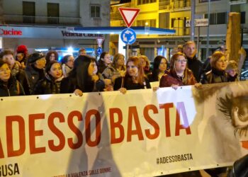 Ragusa, oggi pomeriggio si è tenuto il corteo della Rete 25 novembre