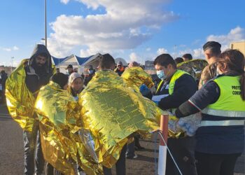 Pozzallo, un altro sbarco in meno di 24 ore. C’è anche un neonato
