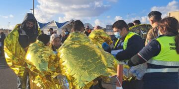 Pozzallo, un altro sbarco in meno di 24 ore. C’è anche un neonato