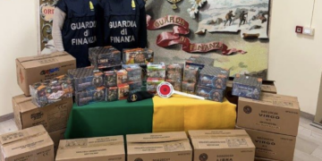 Modica, le Fiamme gialle sequestrano 330 chili di fuochi artificiali