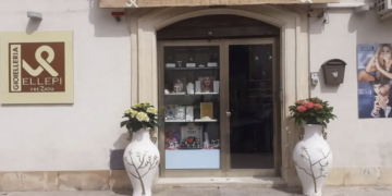 Scicli, furto nella gioielleria di via Santa Maria La Nova: danni per diecimila euro