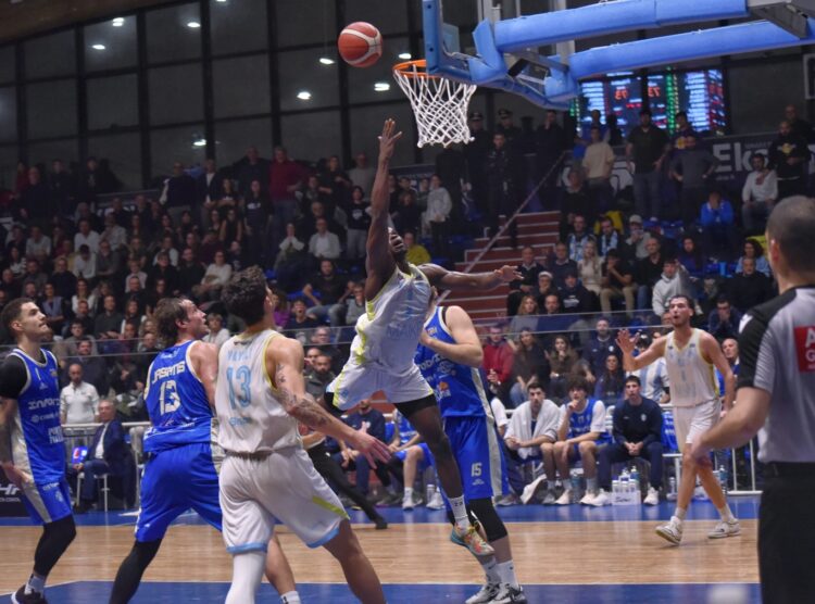 La Virtus Ragusa di nuovo in campo, domani ad Agrigento