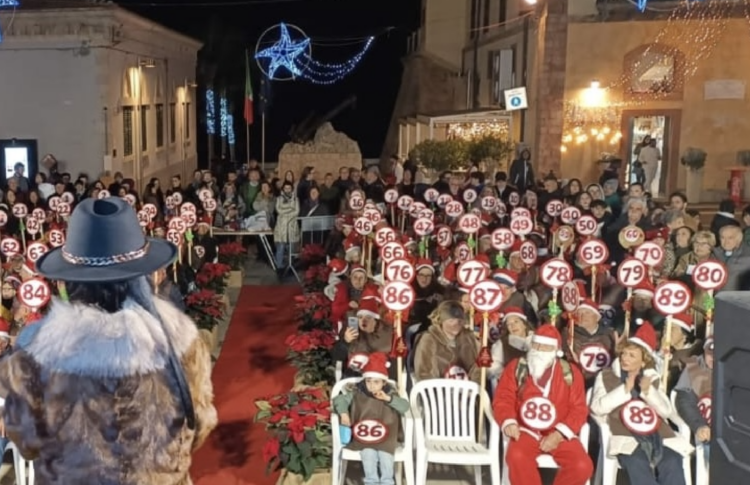 Marina di Ragusa, tutti in piazza per la tombola vivente