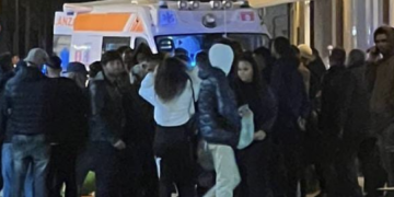 Situazione caotica in via Cavour, un uomo accusa un malore. Un furto finito male?