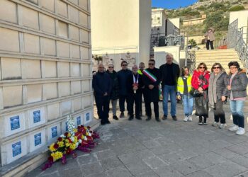 Scicli, traslati nei loculi ossari otto dei 13 migranti che hanno perso la vita nel tragico sbarco del 30 settembre 2013