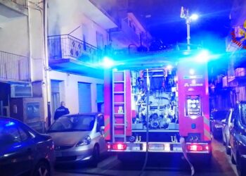 Modica, esplode bomba carta. In frantumi i vetri della chiesa di San Domenico