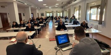 Ragusa, i sacerdoti della diocesi a un corso di formazione a Mascalucia
