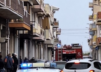 Acate, esplode una bomba carta in una casa. Nessun ferito