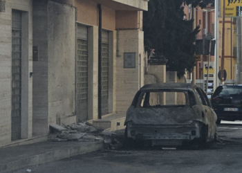 Pozzallo, tre auto incendiate sulla stessa via in meno di un mese