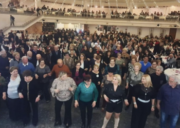 Comiso, grande successo per la cena di gala con Bobby Solo