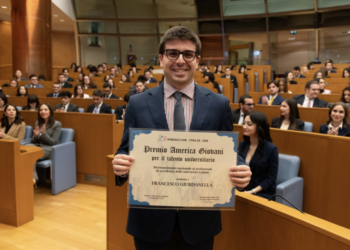 Ragusa, Francesco Giurdanella ha ricevuto il premio America Giovani per il talento universitario