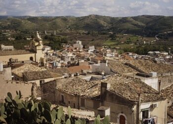 Giarratana isolata, linee telefoniche mute e internet non funzionante