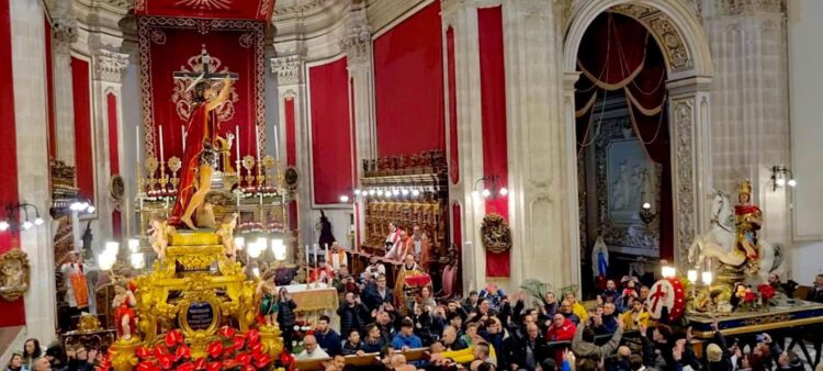 Ragusa, San Giovanni e San Giorgio: è l’ora della processione congiunta