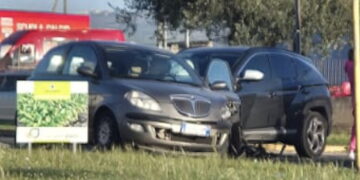 Vittoria, incidente all’ingresso della città: due feriti