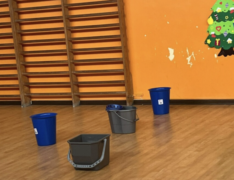 Ispica, piove all’interno del plesso di San Giuseppe