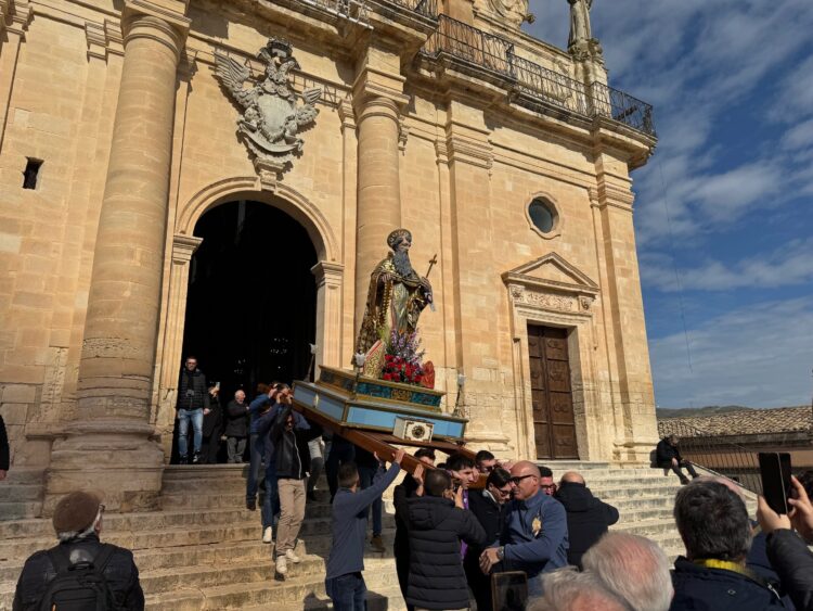 Giarratana, celebrata la festa di Sant’Antonio abate