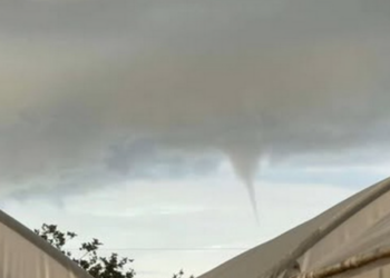 Scicli, un principio di tornado nelle campagne