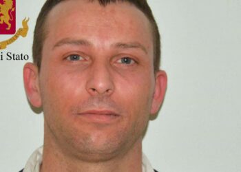 Vittoria, la polizia cattura il presunto autore dei furti con spaccata: è Rosario Antoci