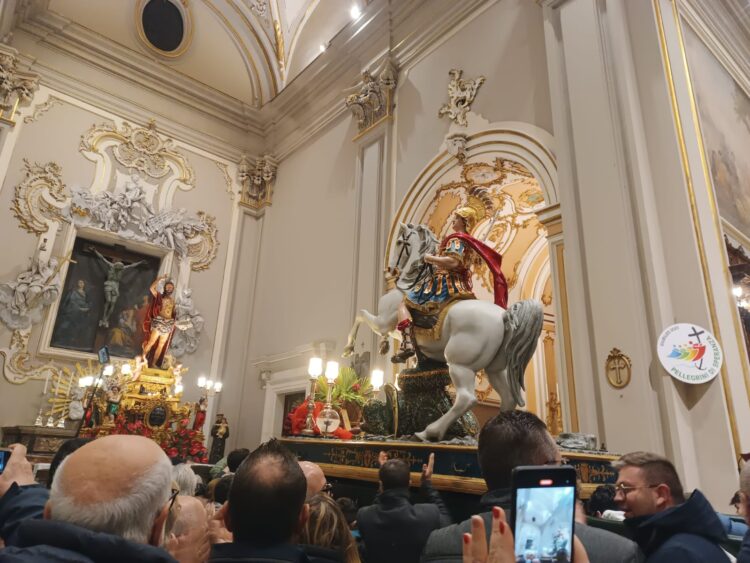 San Giovanni e San Giorgio a Ragusa, migliaia di fedeli hanno partecipato alle celebrazioni per l’anniversario del terremoto