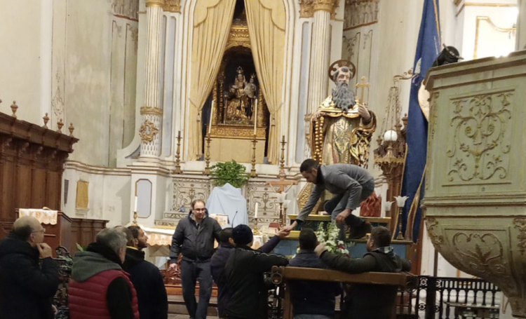 Giarratana, traslato il simulacro di Sant’Antonio abate