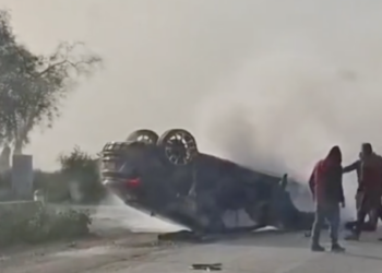 Grave incidente stradale sulla Scicli-Donnalucata, auto si capovolge e s’incendia