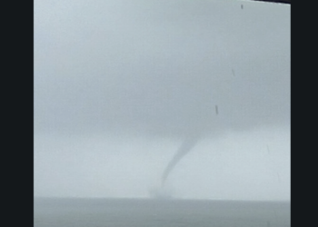 Sampieri, avvistata tromba marina