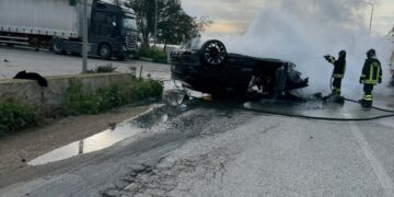 Scicli, la donna che ha perso il controllo dell’auto che si è incendiata era alla guida di una Lamborghini Urus
