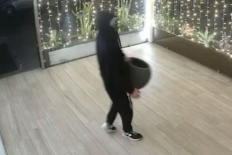 Vittoria, altro furto con scasso. Presa di mira una pasticceria nel corso della notte