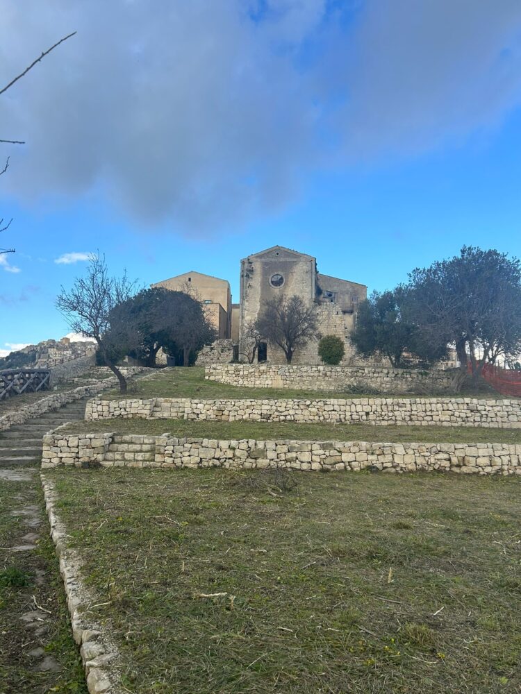 Modica, riavviati i lavori al castello dei Conti
