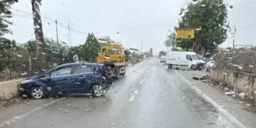 Il maltempo non perdona, a Vittoria scontro tra un’auto e un furgone