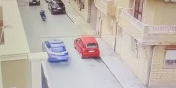 Vittoria e l’incidente dei due in sella allo scooter dopo avere eluso il controllo della polizia: ecco il racconto delle immagini di telesorveglianza