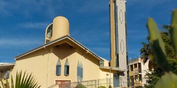Comiso, il vescovo La Placa in visita pastorale nella parrocchia di Sant’Antonio di Padova