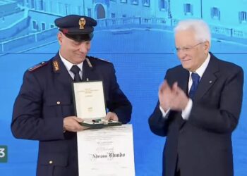 Santa Croce, il poliziotto Adriano Blundo ha ottenuto l’onorificenza Omri dal presidente della Repubblica