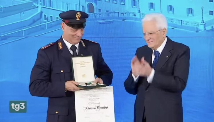 Santa Croce, il poliziotto Adriano Blundo ha ottenuto l’onorificenza Omri dal presidente della Repubblica