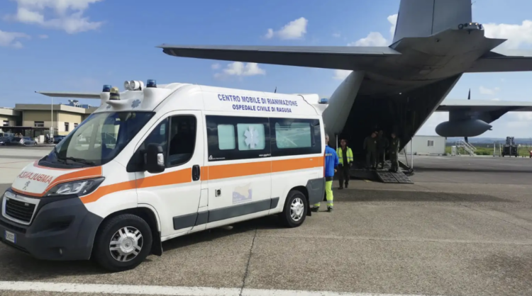 Ragusa, un bimbo di tre mesi trasferito d’urgenza a Firenze con un volo dell’Aeronautica militare