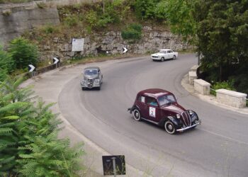 Chiaramonte, mostra statica del Veteran car club ibleo