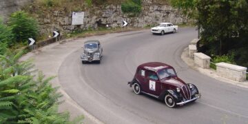 Chiaramonte, mostra statica del Veteran car club ibleo