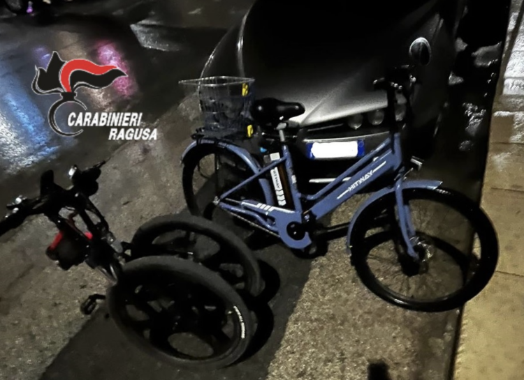 Marina di Ragusa, in sella a bici elettrica rubata: denunciato un albanese