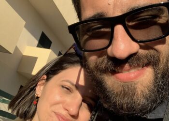 Fiocco azzurro in arrivo per la cantante ragusana Deborah Iurato