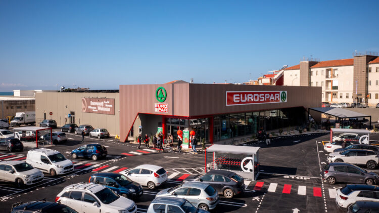 Marina di Ragusa, riapre lo storico punto vendita Eurospar