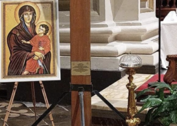 Diocesi di Ragusa, parte da Acate il pellegrinaggio itinerante della Croce e dell’icona di Maria Salus Populi Romani