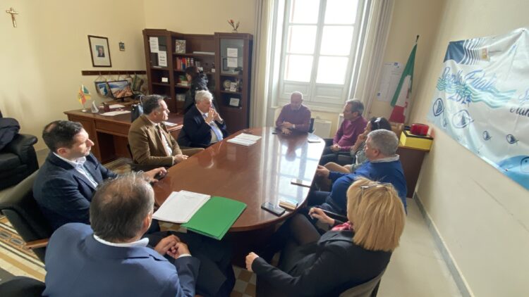 Pozzallo, le criticità sanitarie sul tappeto nel corso di un incontro programmatico tra direttore generale Asp e sindaco