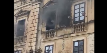 Modica, incendio al liceo classico. Evacuate le classi
