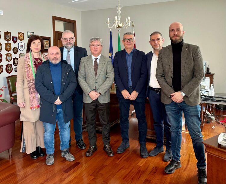 Emergenza sicurezza per le attività produttive in provincia di Ragusa, Confcommercio ha incontrato il questore Giambra