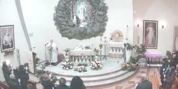 Ragusa e le 15 visite alla Madonna di Lourdes, la proposta di penitenza comunitaria: “Usare meno il cellulare”