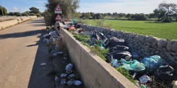 Ragusa, immondizia a bizzeffe nelle zone di Magazzè e Scalonazzo