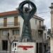 Monumento alla Resistenza vandalizzato in piazza a Ispica, l’Anpi: “Che la comunità locale si indigni”